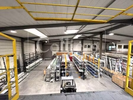 local d'activités à louer