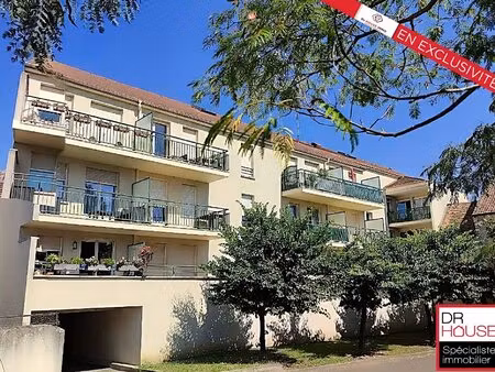 appartement de 4 pièces  avec terrasse jardin et parking privatif  résidence de standing..