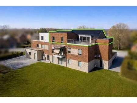 appartement 3 chambres au coeur du village d'isières