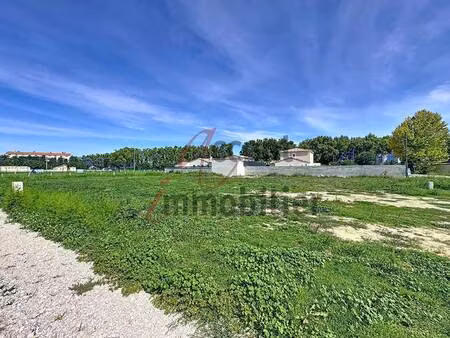 terrain constructible viabilisé à vendre