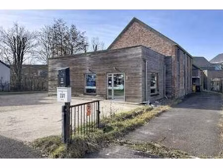 appartement + rez commercial à vendre à nandrin !