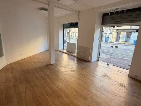 local commercial à louer