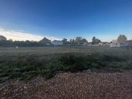 terrain constructible viabilisé à vendre