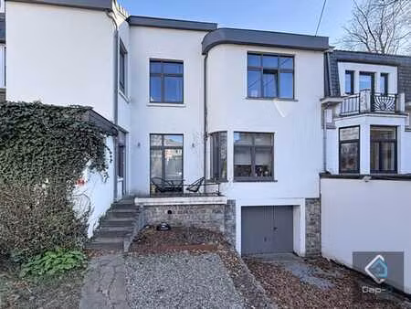 heusy: appartement type duplex avec terrasse et garage