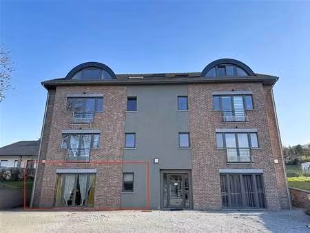 appartement 2ch avec cave et parking extérieur