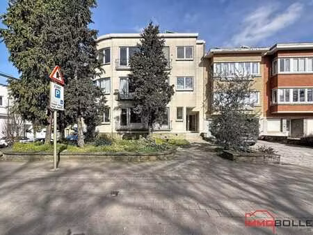 herrmann-debroux - rdc 1ch + jardinet avant