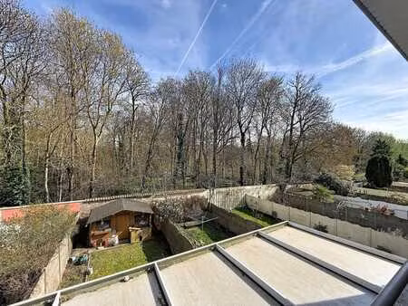 appartement 2 chambres avec terrasse et vue sur le bois de d