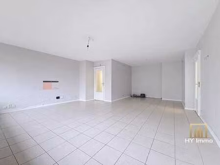 a renover - appartement de 95m² avec 3 chambres + terrasse &