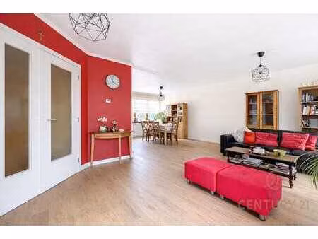 maison unifamiliale avec 5 chambres située dans un clos rés…