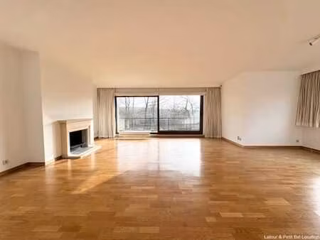 a proximité de herrmann-debroux