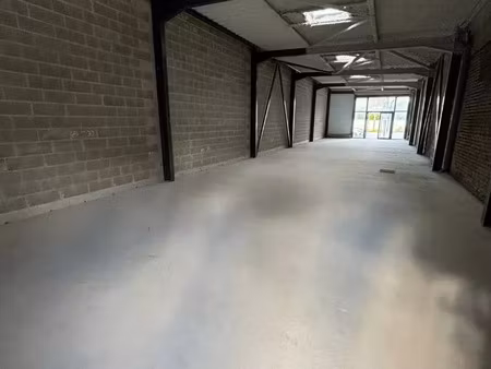 location commerce 175 m² à caudry (59540)