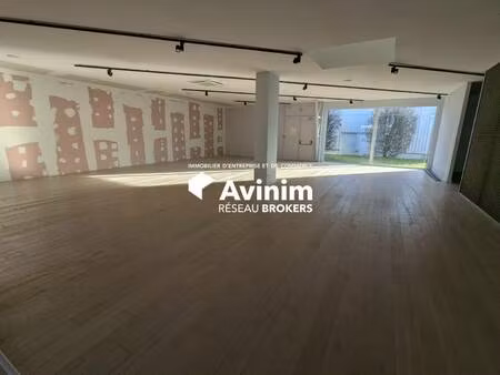 local commercial à louer