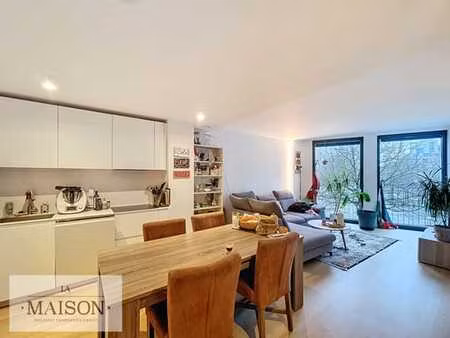 à louer – appartement lumineux de 97 m² – rue de la serrure