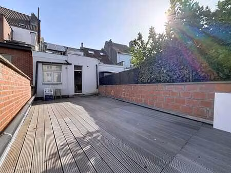 appartement 1 chambre + bureau avec terrasse et jardin