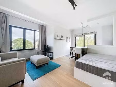 studio meublé de 45m² à louer à uccle.