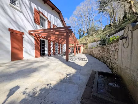vente maison 5 pièces 190 m² à ustaritz (64480)  749 500 €