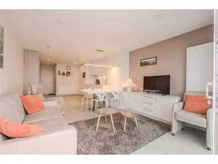 studio moderne prêt à emménager