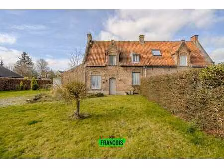 projet (ré)novation unique en emplacement de choix à gistel