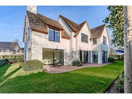 nouvelle construction d’une belle villa de 6 chambres  5 ...