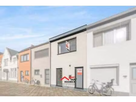 knappe instapklare woning - 2 slpkmrs - epc 109 kwh/m² (b).