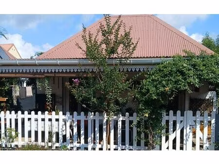 maison entre-deux 50 m² t-2 à vendre  296 800 €