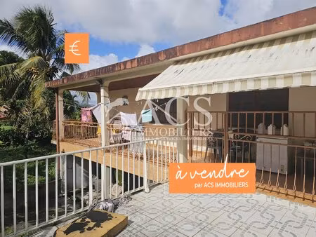 maison à renover f5+f2 sur 2 niveaux - le lamentin