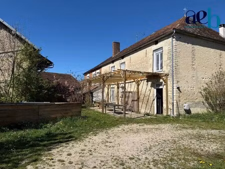 belle maison en pierre 193 m² – à 15 min du port de dienville