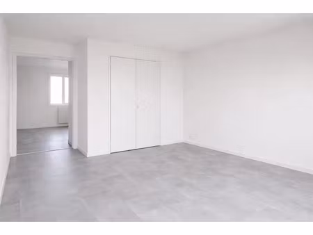 vente appartement 2 pièces 45.22 m² à soissons (02200)  82 000 €