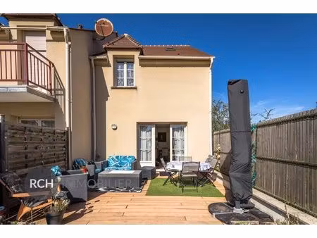a proximité de rambouillet - maison avec jardin dans un environnement calme