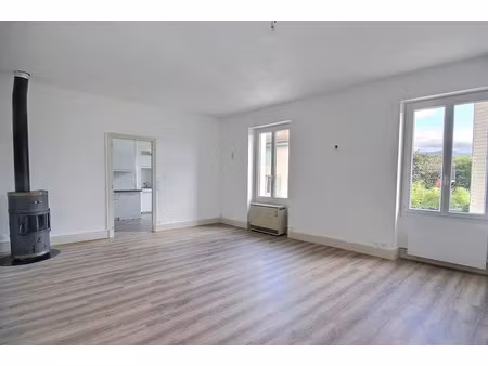 vente appartement 4 pièces 100 m² à saint-marcellin (38160)  135 000 €