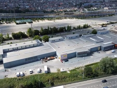 bien professionnel à louer à borgerhout € 2.494 (lmbj1) - the real estate company | zimmo