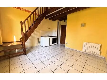 location appartement  m² t-2 à alençon  425 €