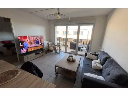 location appartement  m² t-2 à limoges  560 €