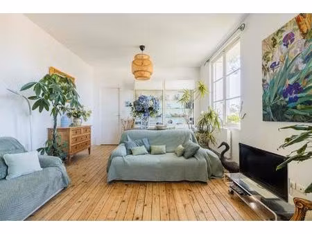 appartement à fort potentiel dans l'esprit balnéaire des années 1920