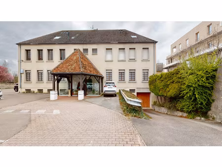 local professionnel t5