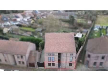 magnifique appartement au rdc avec terrasse jardinet garage