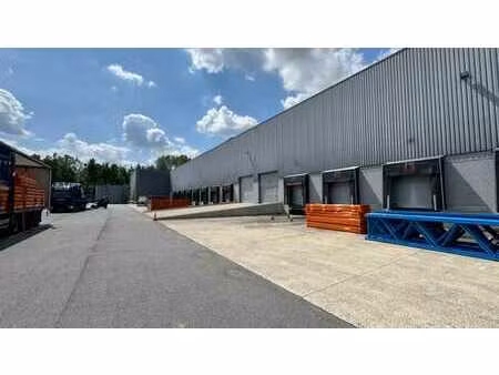 entrepôt à louer sur site logistique à bornem