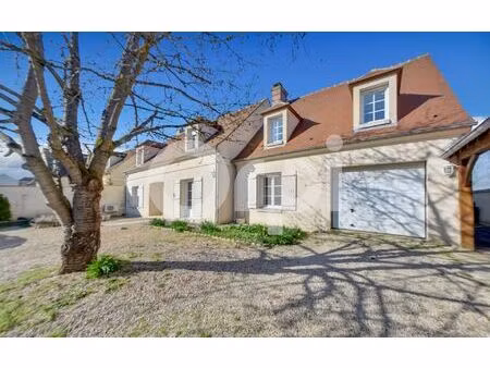 maison chamant 337 m² t-13 à vendre  950 000 €