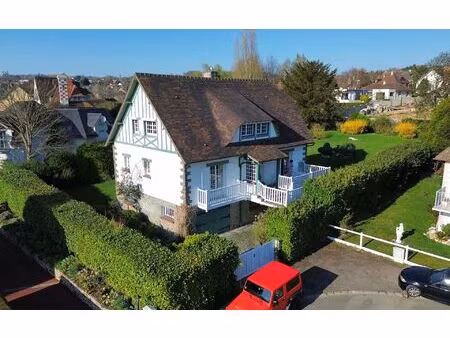 maison touques 209 m² t-7 à vendre  650 000 €