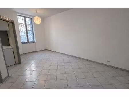 location appartement  m² t-2 à toulouse  638 €