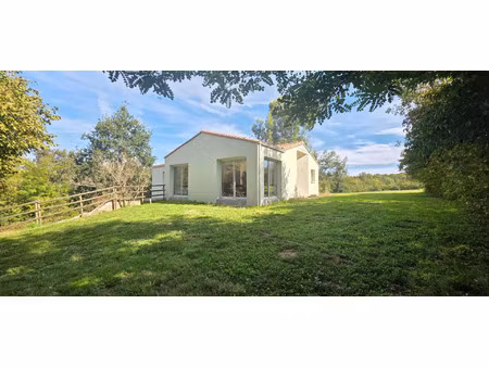 vente maison au girouard (85150) : à vendre / 95m² le girouard