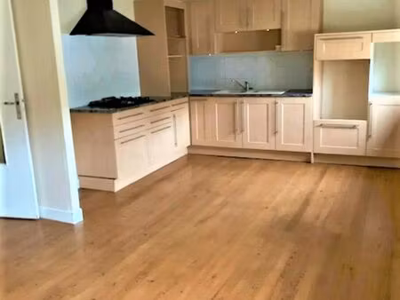 location appartement 3 pièces 84 m² à fréjairolles (81990)