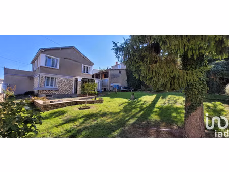 vente maison 6 pièces 121 m² airvault (79600)