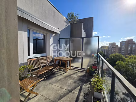 étage élevé - balcon - parking double