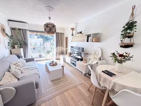 2 pieces traversant 46m2 avec 2 balcons au coeur du val du c