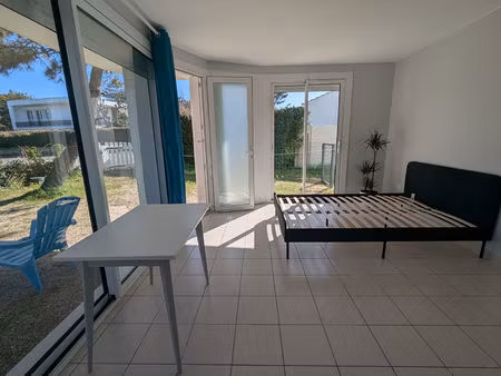 studio avec jardin proche plage