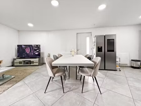 appartement 4 pièces 109 m2 - parkings