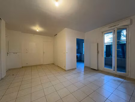 appartement 3pieces 2chambres de 59m² avec petite terrasse