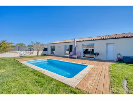 maison à vendre saint agnant 4 pièce(s) 95m2 309 000€