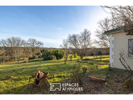 plain-pied des années 2000 au goût du jour et ses bonnes surprises en périgord vert